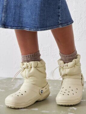 Crocs Lined Neo Puff Winter Boot Women 7 | Men 5 Cream Off White Bone NWOB
